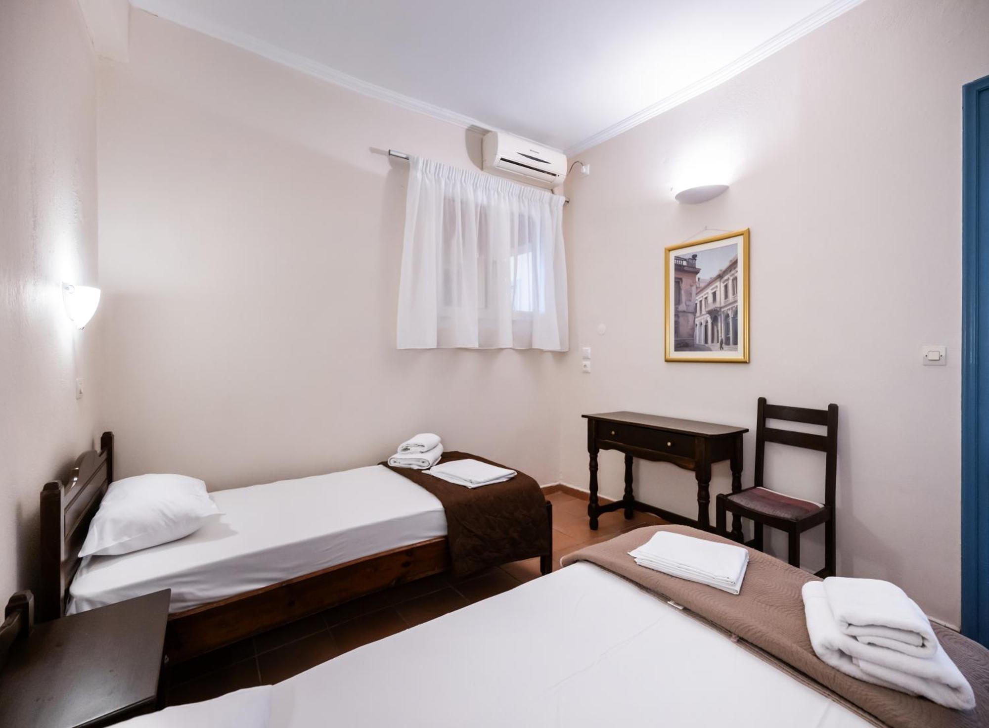 Ionio Hotel Nikiana Esterno foto