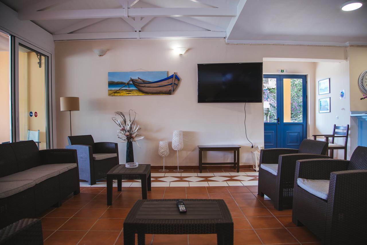 Ionio Hotel Nikiana Esterno foto